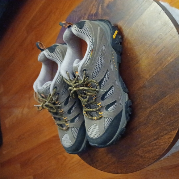 Merrell Other - Merrell Vibram hiking shoes
